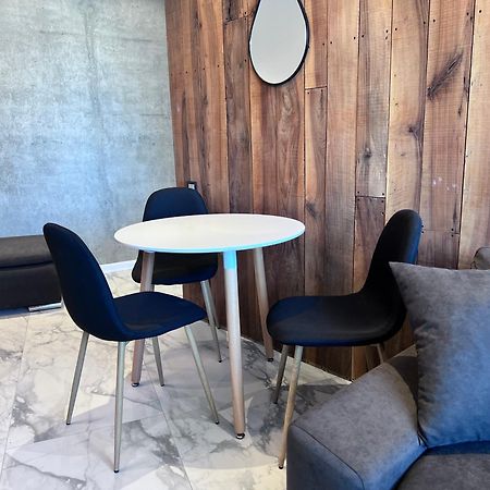 Apartment In Axis Towers, Tbilisi Business Center Esterno foto