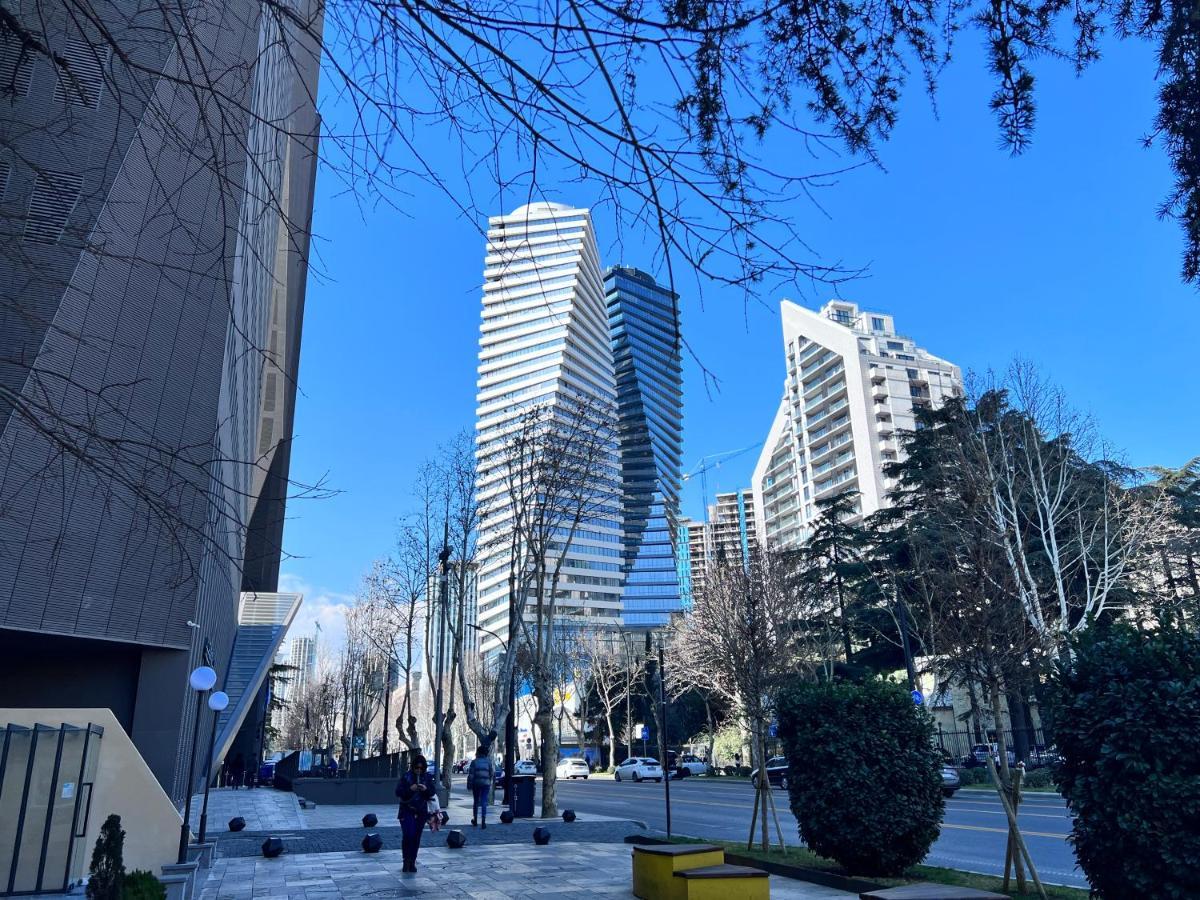Apartment In Axis Towers, Tbilisi Business Center Esterno foto